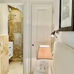 Apartamento Charmante Im Historischen Zentrum By Interhome Saint-Tropez