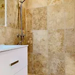 Apartamento Charmante Im Historischen Zentrum By Interhome